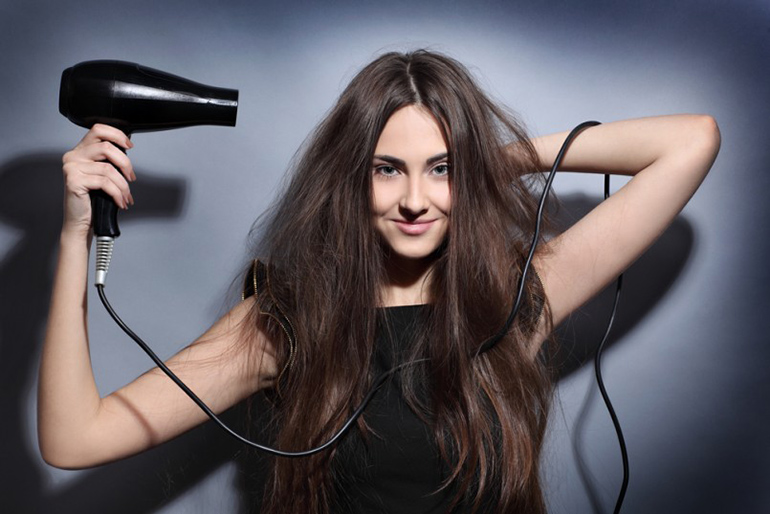 Cách chăm sóc tóc đúng cách giúp tóc bạn luôn mềm mượt, mượt mà như tơ chỉ. Những phương pháp và sản phẩm chăm sóc tóc chuyên nghiệp sẽ giúp bạn có một mái tóc tươi tắn và khỏe mạnh dễ dàng.