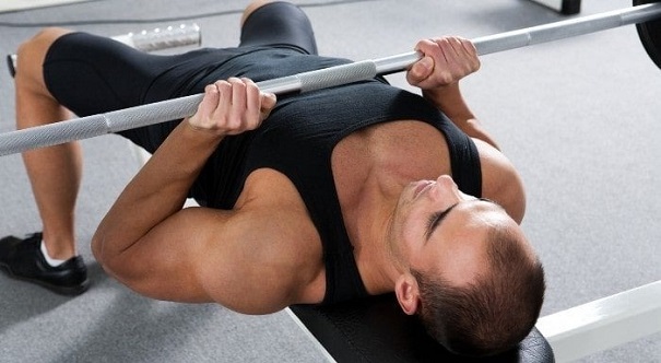 bai-tap-close-grip-bench-press-2